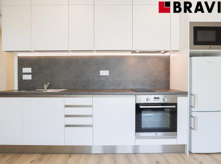 Pronájem bytu, 1+kk, 33 m²