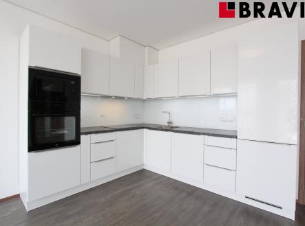 Pronájem bytu, 3+kk, 77 m²