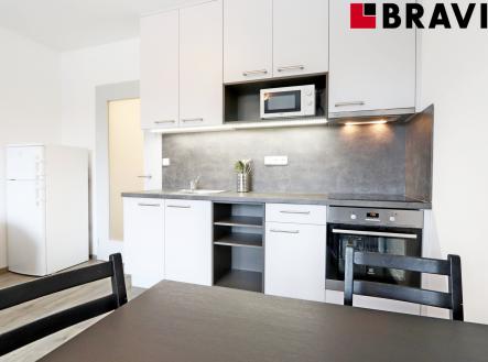 Pronájem bytu, 1+kk, 28 m²