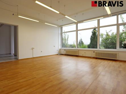 Pronájem - kanceláře, 89 m²