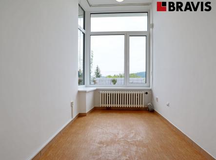 Pronájem - kanceláře, 89 m²