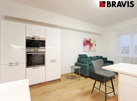 Pronájem bytu, 3+kk, 76 m²