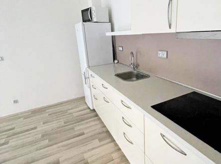 Pronájem bytu, 1+kk, 35 m²