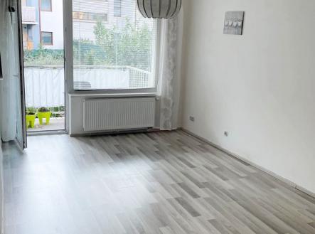 Pronájem bytu, 1+kk, 35 m²