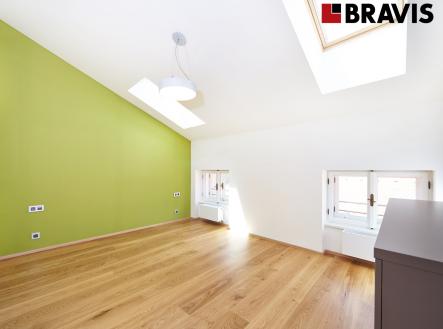 Pronájem bytu, 2+kk, 64 m²