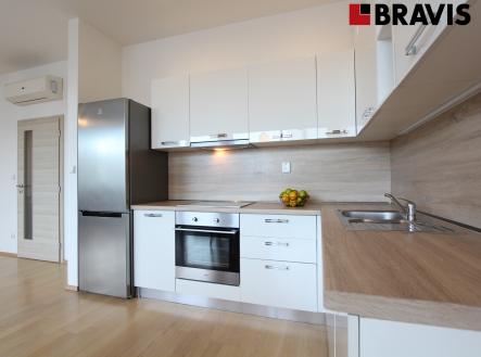 Pronájem bytu, 2+kk, 79 m²