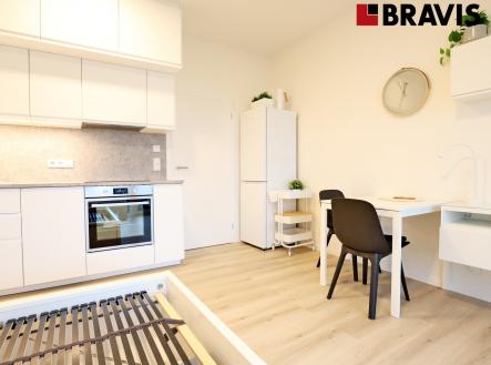 Pronájem bytu, 1+kk, 32 m²