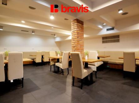 Pronájem - restaurace, 283 m²