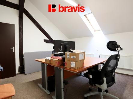 Pronájem kanceláře, 120 m²