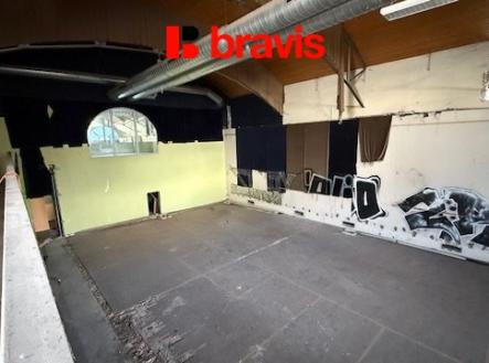 Pronájem komerčního objektu, sklad, 1 500 m²