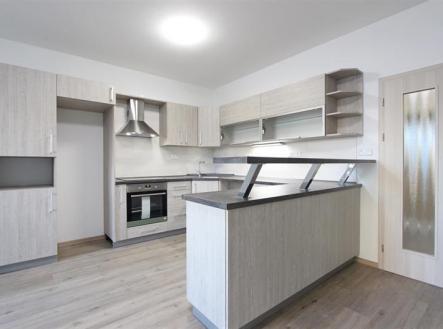 Pronájem bytu, 2+kk, 72 m²