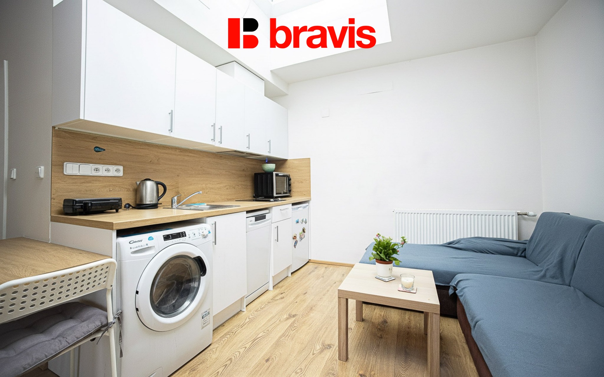 Generated Image November 13, 2025 - 2_59PM-2