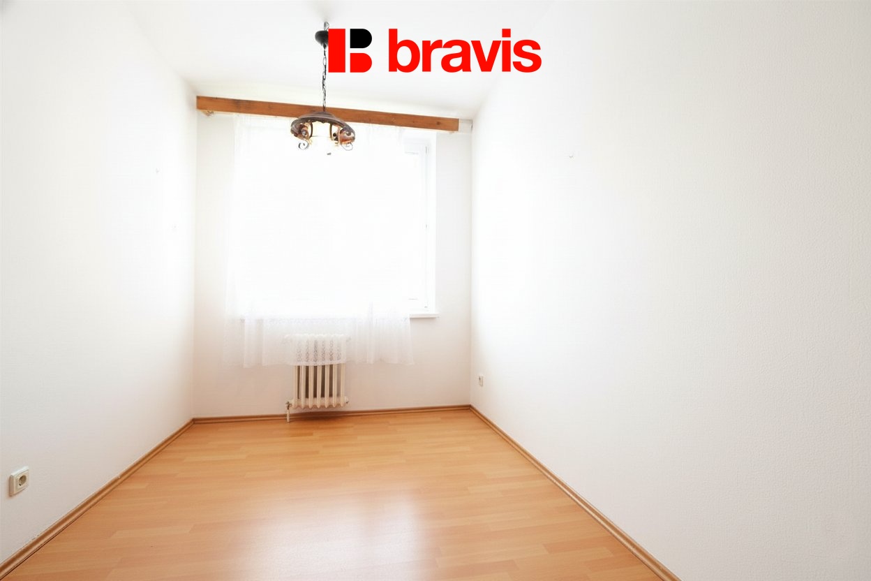 Generated Image November 13, 2025 - 12_13PM