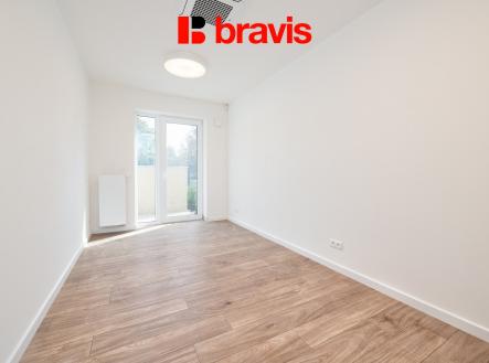 Pronájem kanceláře, 66 m²