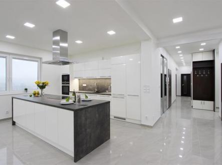 Pronájem bytu, 4+kk, 130 m²