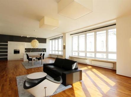 Pronájem bytu, 3+kk, 173 m²