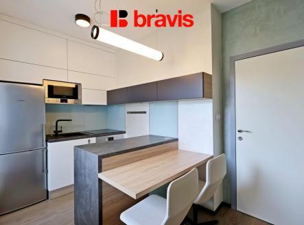 Pronájem bytu, 1+kk, 42 m²