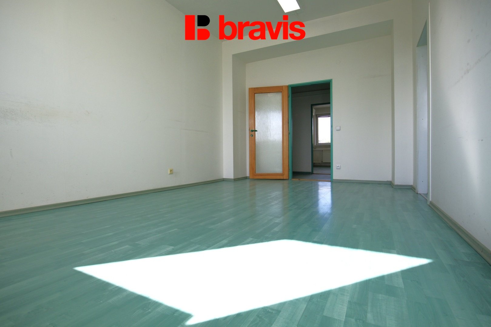 1920x1080wm2504151553-bf74e-pronajem-kancelari-370-m2-v-brne-ul-bohunicka-vyborna-dostupnost-parkova