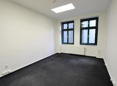 Pronájem kanceláře, 48 m²