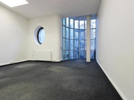 Pronájem kanceláře, 48 m²