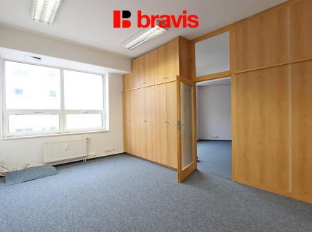 Pronájem kanceláře, 84 m²