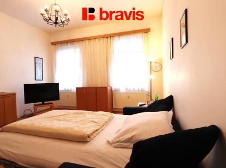 Pronájem bytu, 1+kk, 37 m²