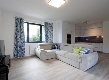 Pronájem bytu, 3+kk, 87 m²