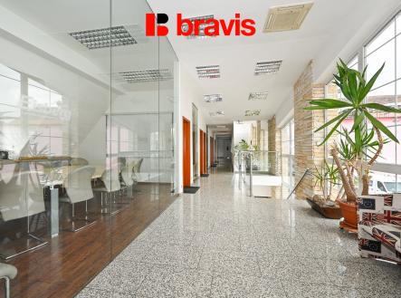 Pronájem komerčního objektu, sklad, 1 016 m²