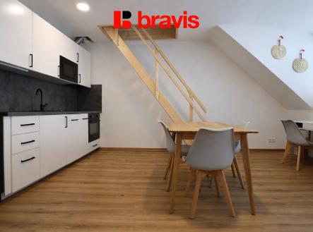 Pronájem bytu, 3+kk, 74 m²