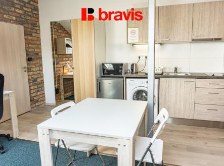 Pronájem bytu, 1+kk, 27 m²