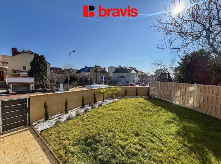 Pronájem bytu, 1+kk, 37 m²