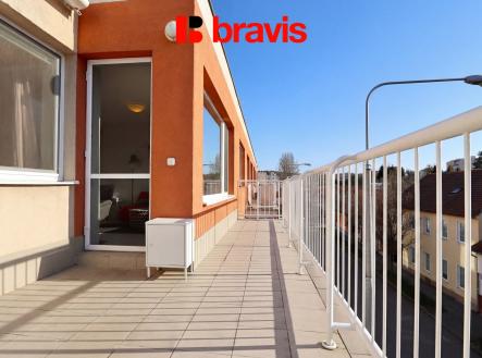 Pronájem bytu, 2+kk, 67 m²