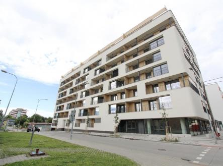 Pronájem bytu, 2+kk, 57 m²