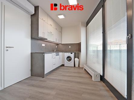 Pronájem bytu, 1+kk, 44 m²
