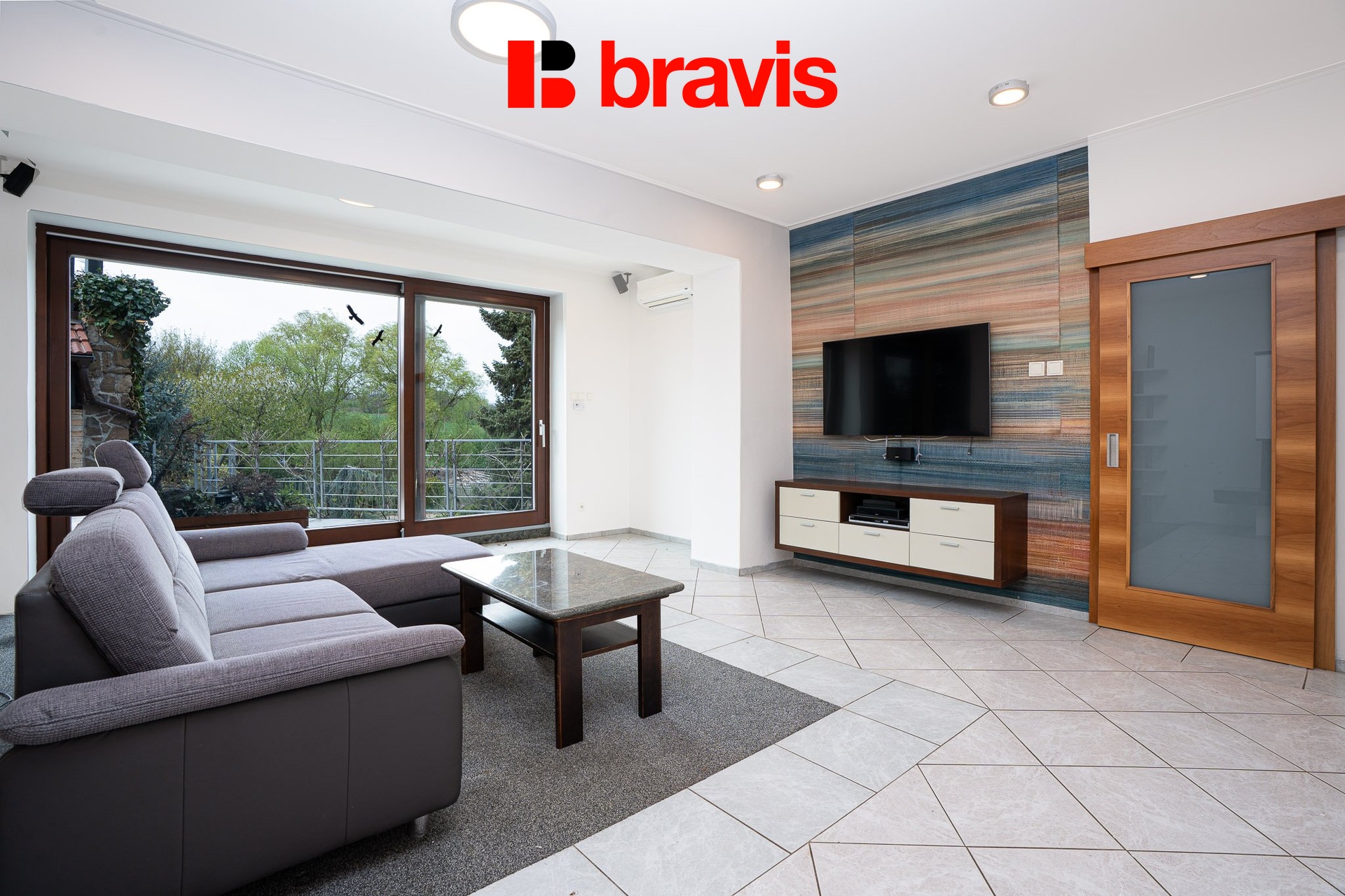 THFRAME_Nebovidy_AT_3