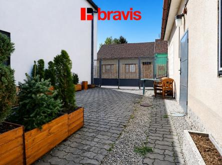 Pronájem bytu, 2+kk, 72 m²