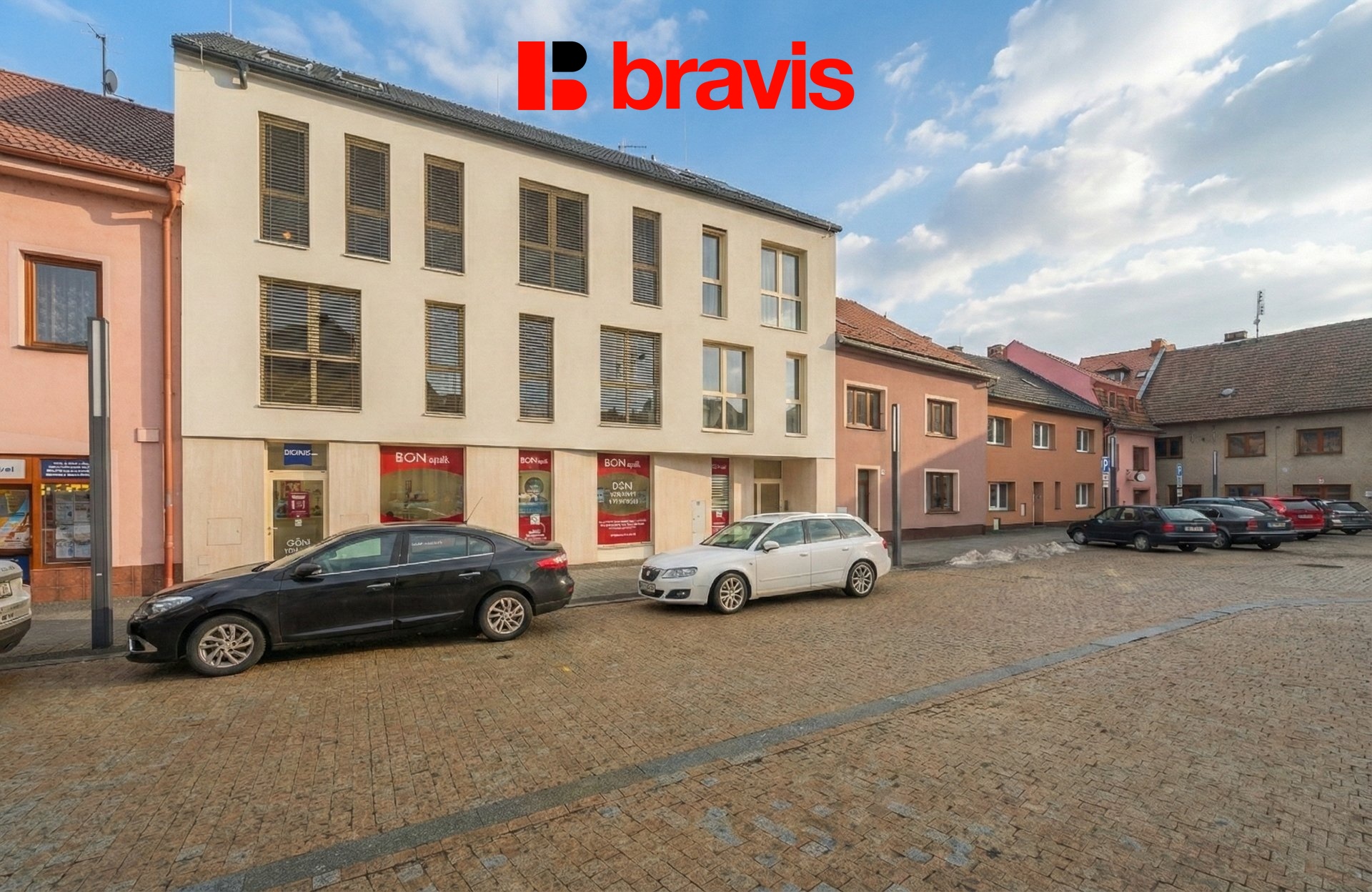 pronajem-obchodniho-prostoru-99-m2-ulice-susilovo-namesti-rousinov-vylohy-parkovani-bbef68