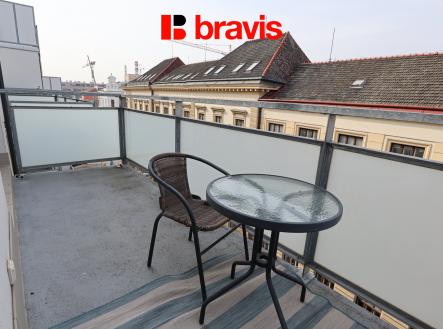 Pronájem bytu, 1+kk, 33 m²