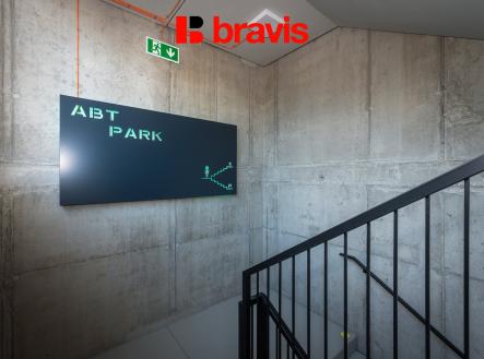 Pronájem bytu, 1+kk, 33 m²