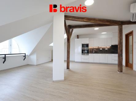 Pronájem bytu, 1+kk, 58 m²