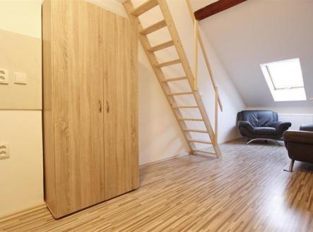 Pronájem bytu, 1+kk, 30 m²