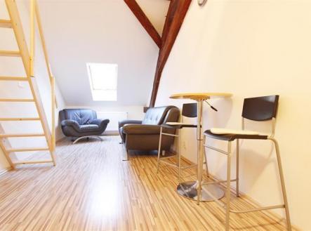 Pronájem bytu, 1+kk, 30 m²