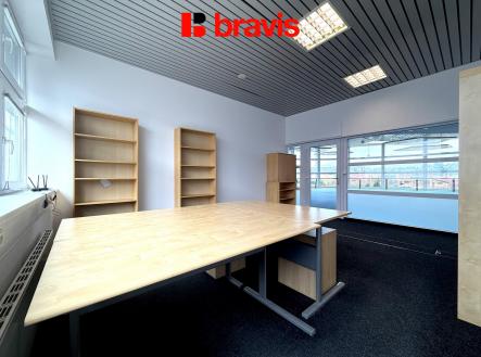 Pronájem kanceláře, 57 m²