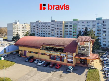 Prodej polyfunkčního komplexu: v srdci Hodonína, pozemek 1000m² , dvě restaurace, bowling, kulečník,