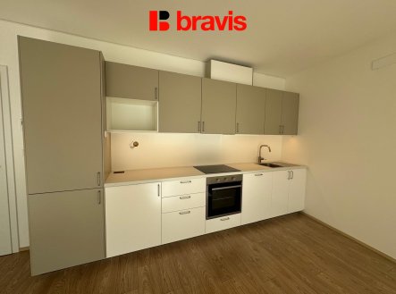 Pronájem moderního bytu 2+kk v novostavbě, Palác Trnitá, s krásným balkonem a sklepem