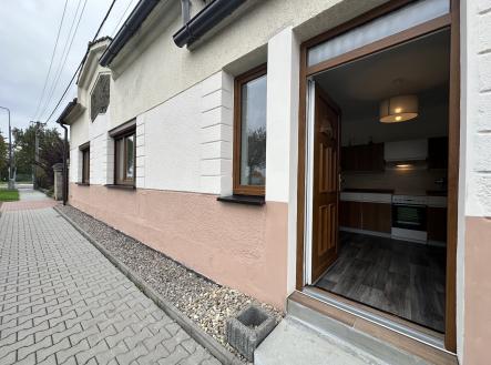 Pronájem kanceláře, 65 m²