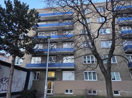 Prodej bytu, 1+1, 44 m²