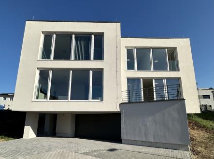 Pronájem domu/vily, 104 m²