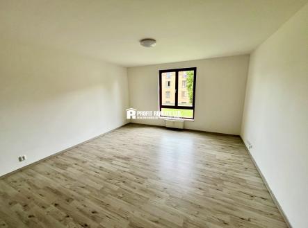 Pronájem bytu, 1+kk, 32 m²