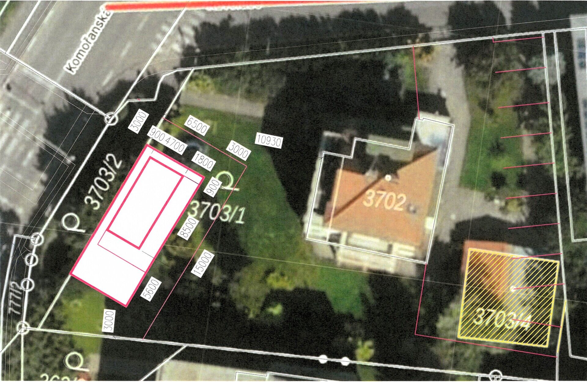 Činžovní vila 550 m2 s potenciálem další výstavby, kombinace bydlení a podnikání, pozemek 1330 m2